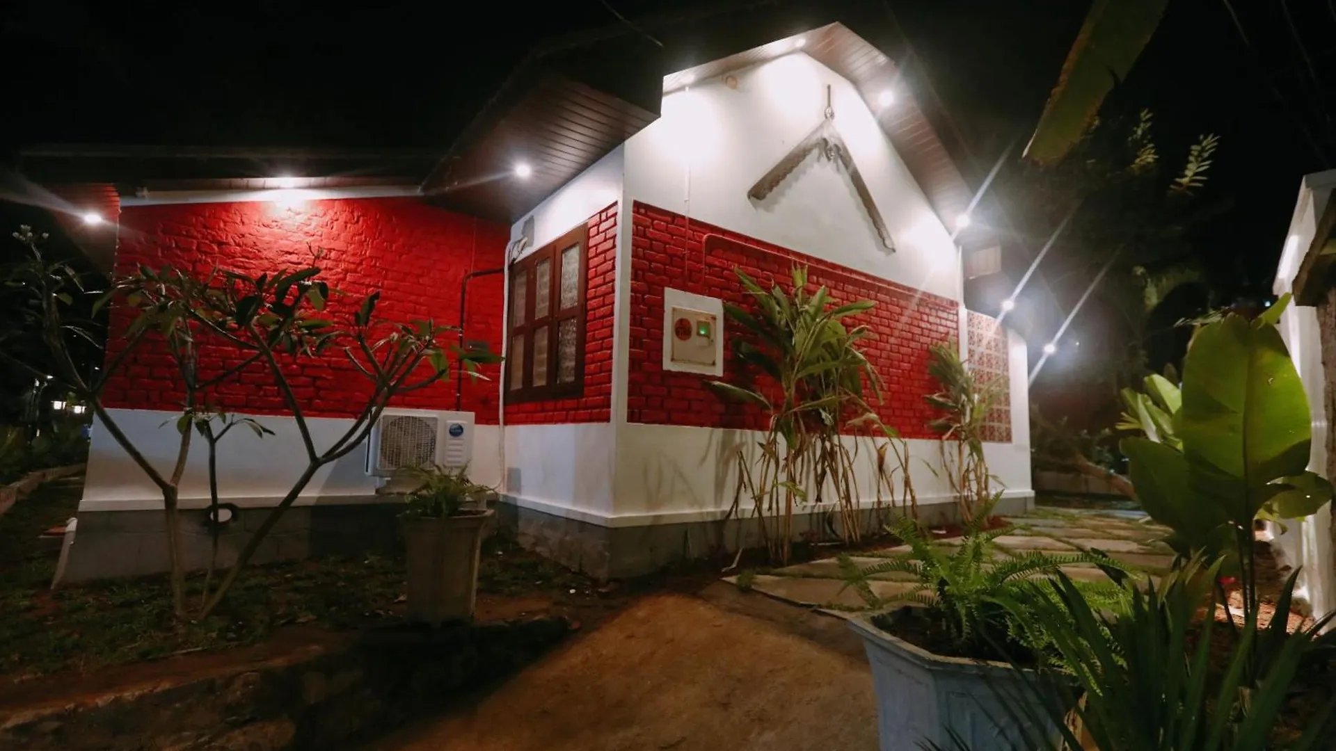 Hotel Holiday Home Kovalam 0*,