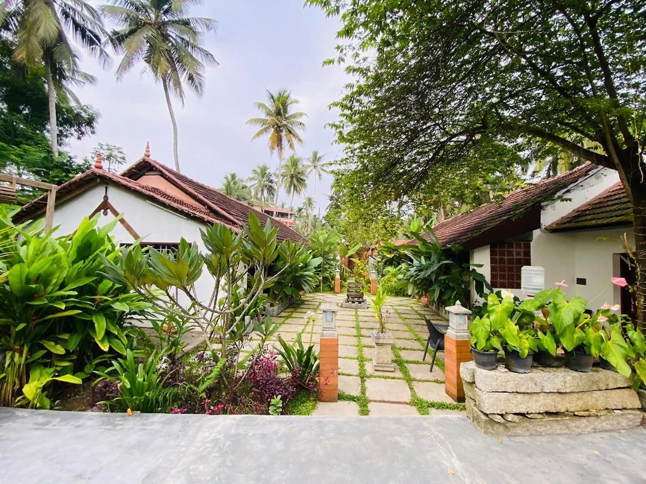 Bed & Breakfast Hotel Holiday Home Kovalam