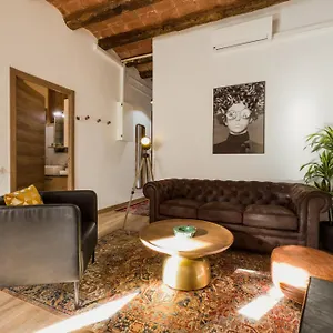 Magalhaes - Trad Flat In Poble Sec, Near Ramblas Apartment Barcelona